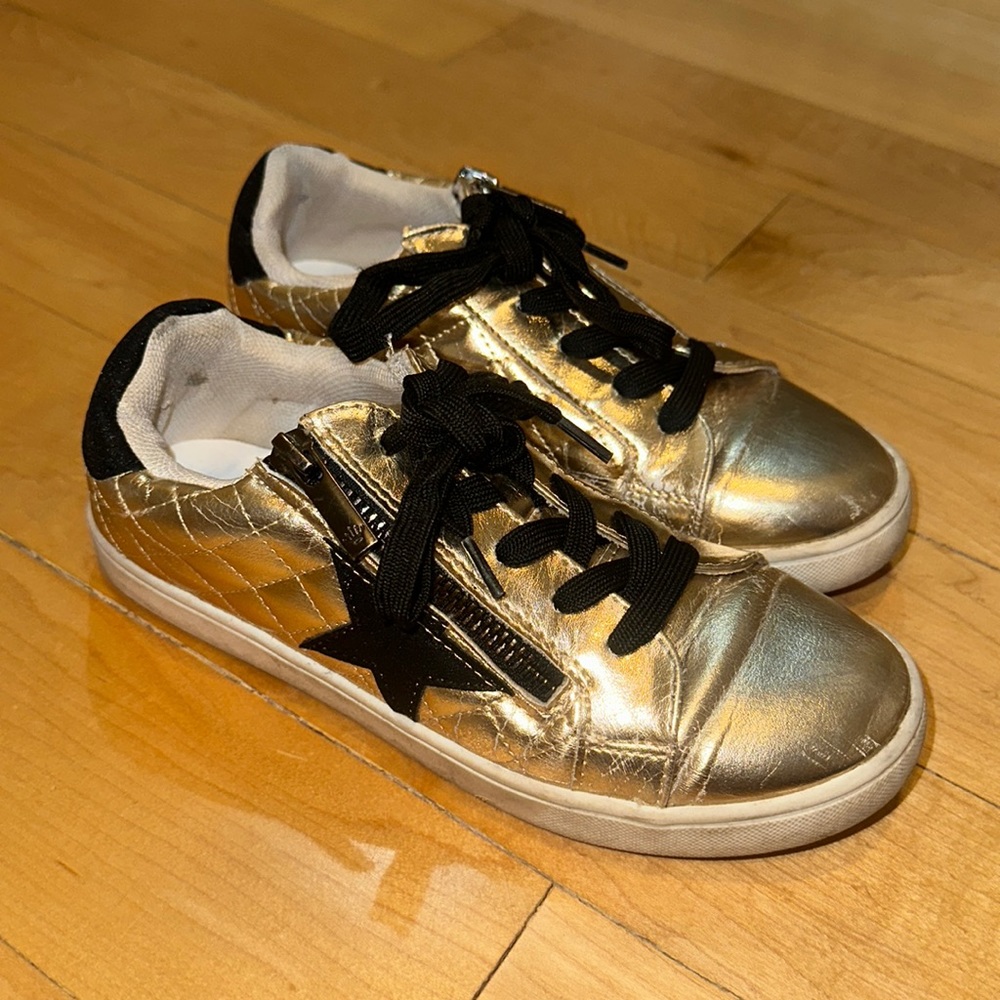 Barely used super cute girls Nina fashion sneakers